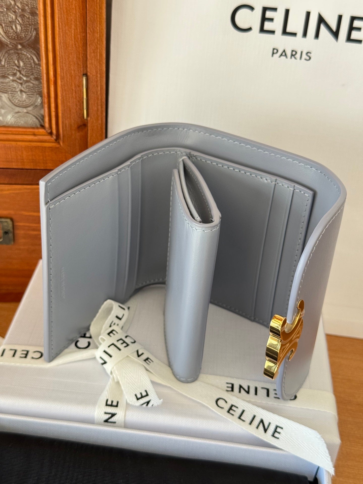 TRIOMPHE 10 CALFSKIN WALLET GLACIER