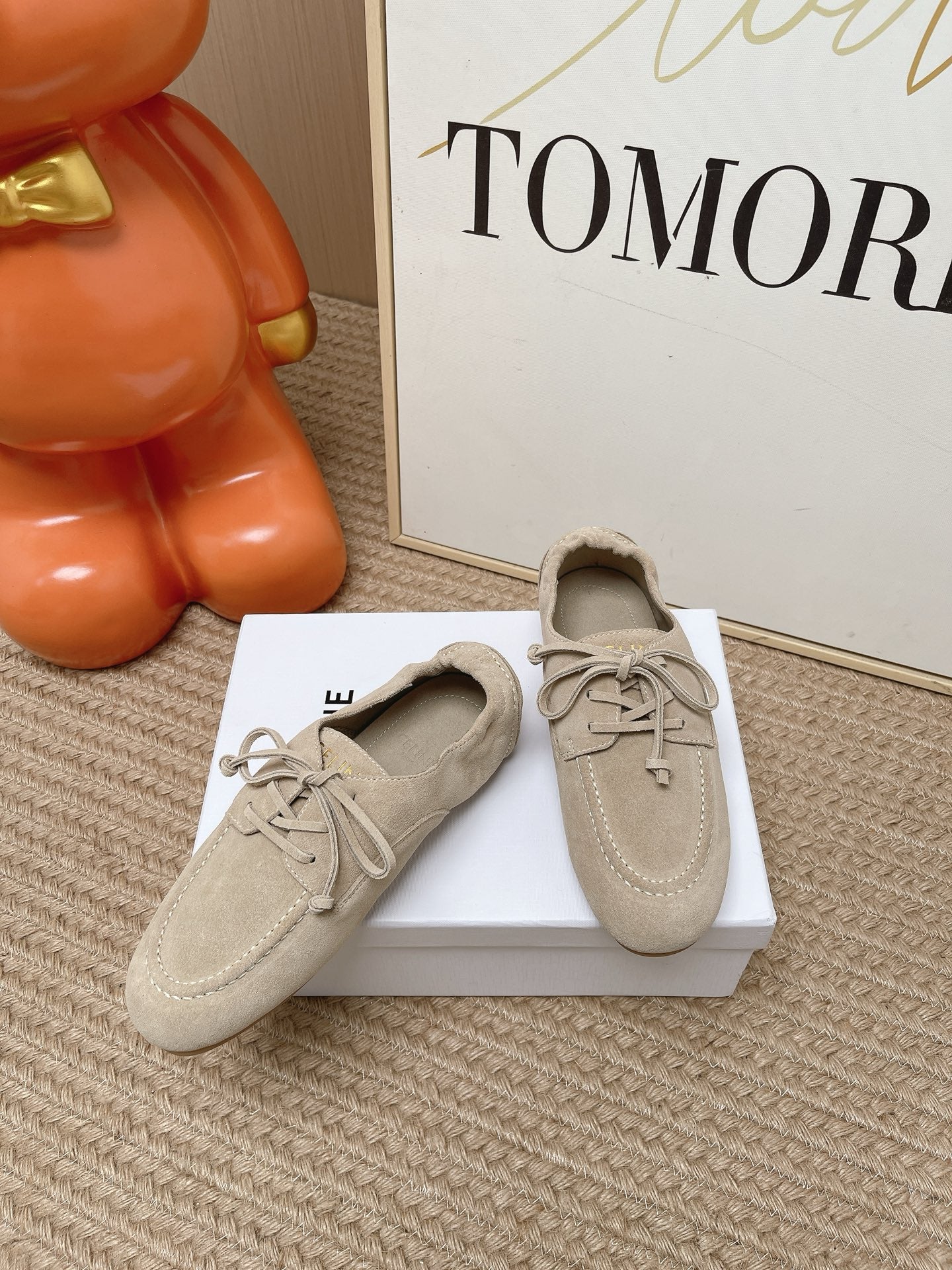 CE Adam Lace-Up Sneakers Beige Suede Calfskin 951085