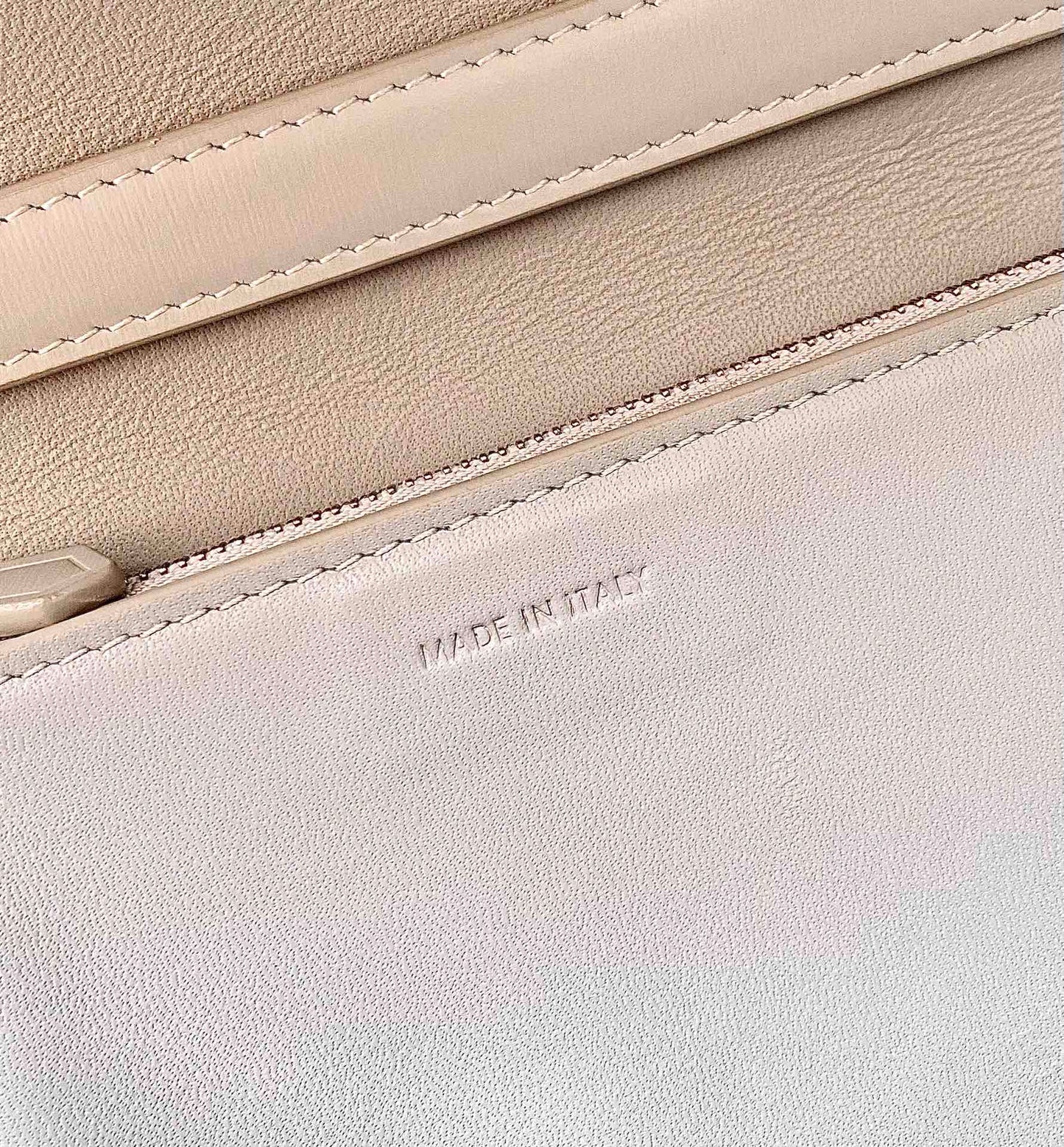 CELINE MEDIUM CLASSIQUE BAG 24CM LIGHT GREEN CALFSKIN