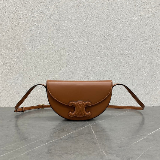 Celine Besace Cuir Bag Triomphe Brown Calfskin