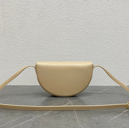 Celine Besace Cuir Bag Triomphe Beige Calfskin