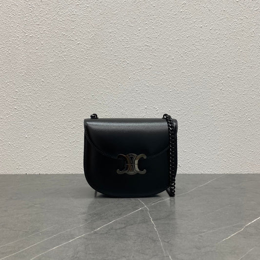 Celine Chain Besace Clea Bag Triomphe Black Calfskin SHW