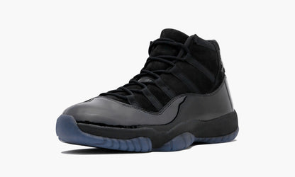 Air Jordan 11 Retro Cap & Gown Sneakers - Heritage Edition