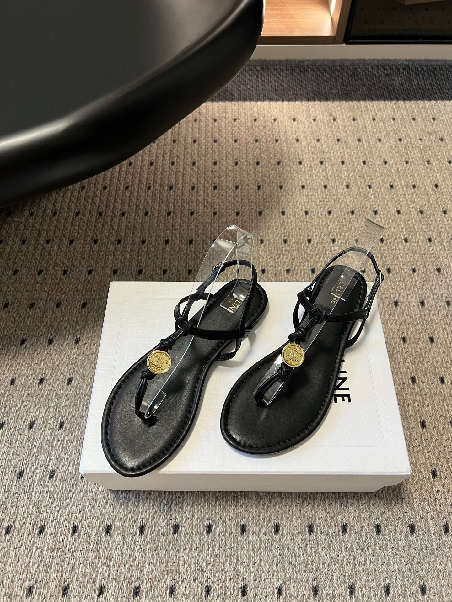 Celine 26ss Penny Thong Flat Sandals Goatskin Leather