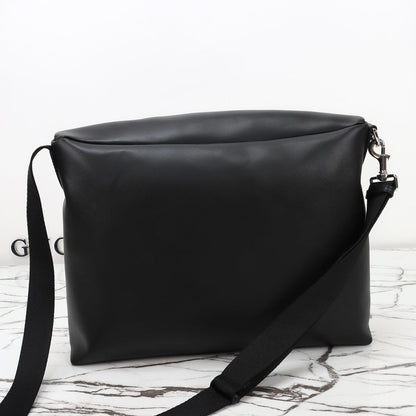 Gucci 2026 Tag Large Crossbody Bag Black Calfskin