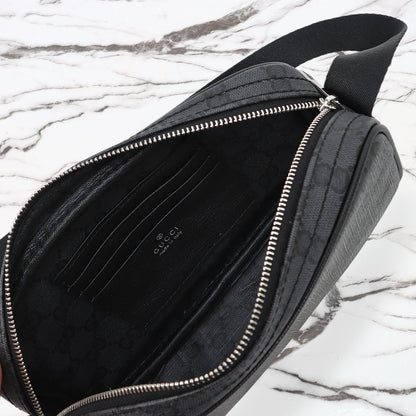 Gucci 2026 Essence Classic Mini Bag 22cm Black Canvas Leather