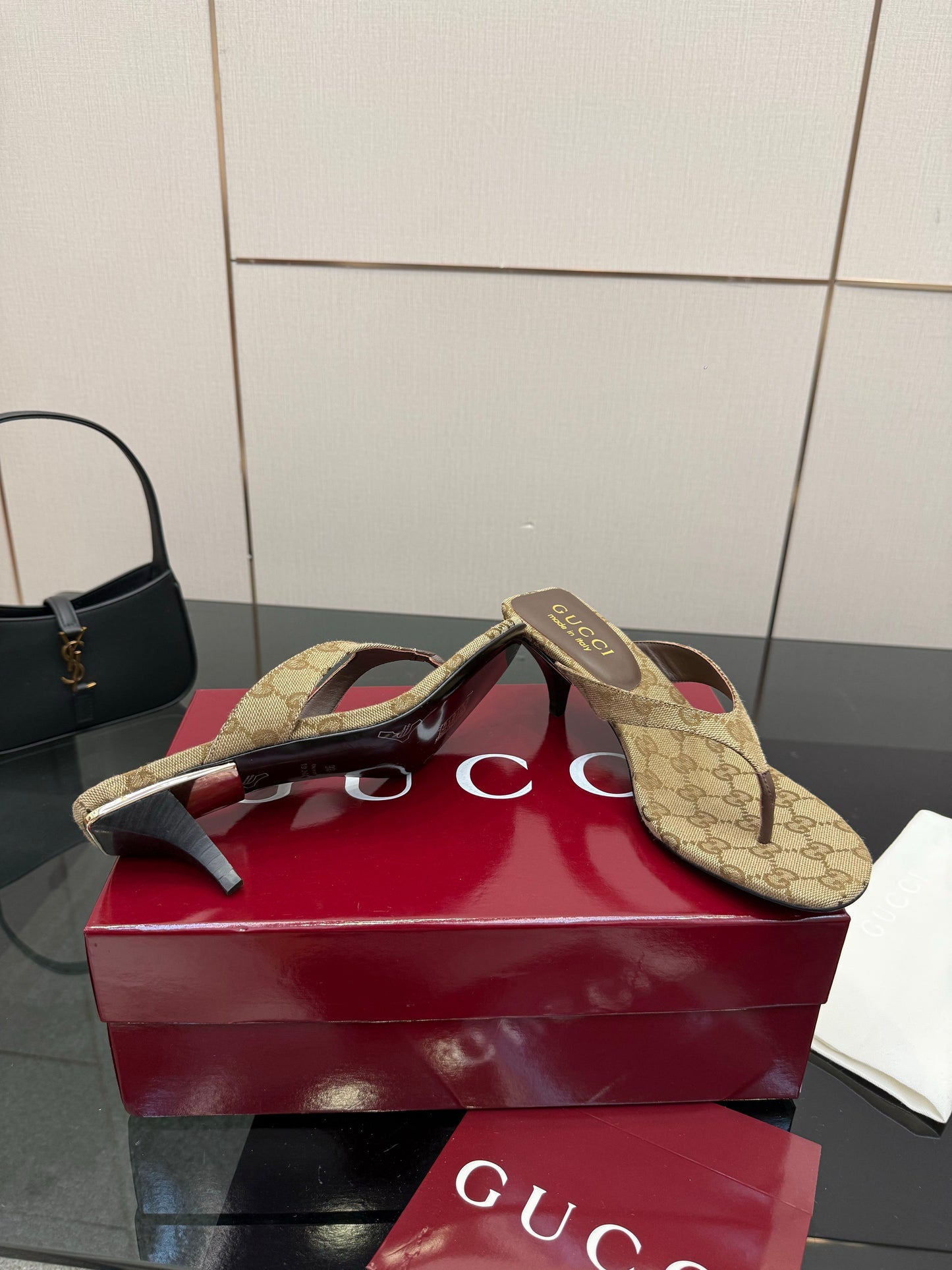 Gucci 2026 Vittoria Thong Sandals 55mm Canvas Leather 726151