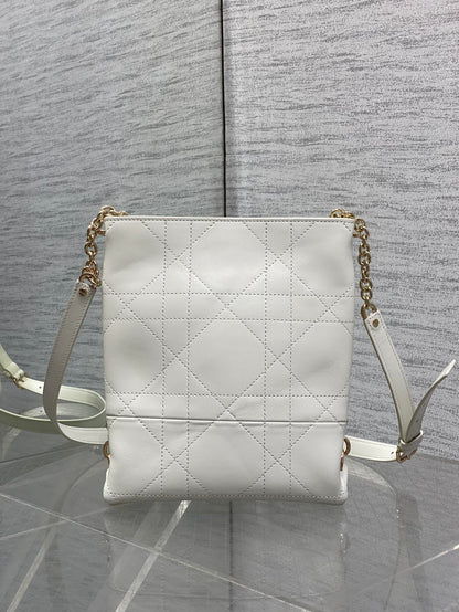Dior 2026 Trianon Bag 21cm White Lambskin 286606