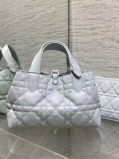 Dior 2026 Toujours Vertical Tote Bag 23cm Glacier Blue Calfskin 286653
