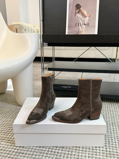 ANKLE BOOTS 45 MM IN COFFEE SUEDE