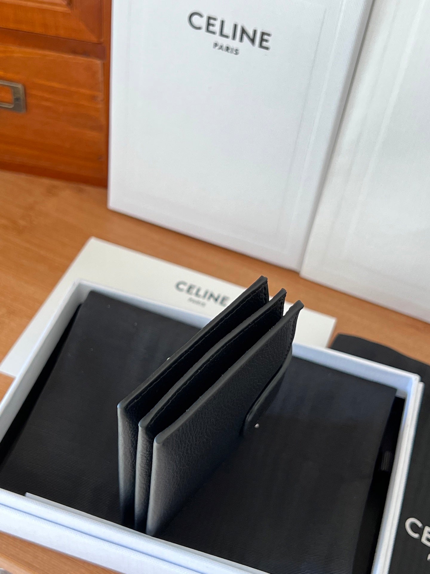 ACCORDEON 10N843 Card Holder Black Grain Cowhide GHW