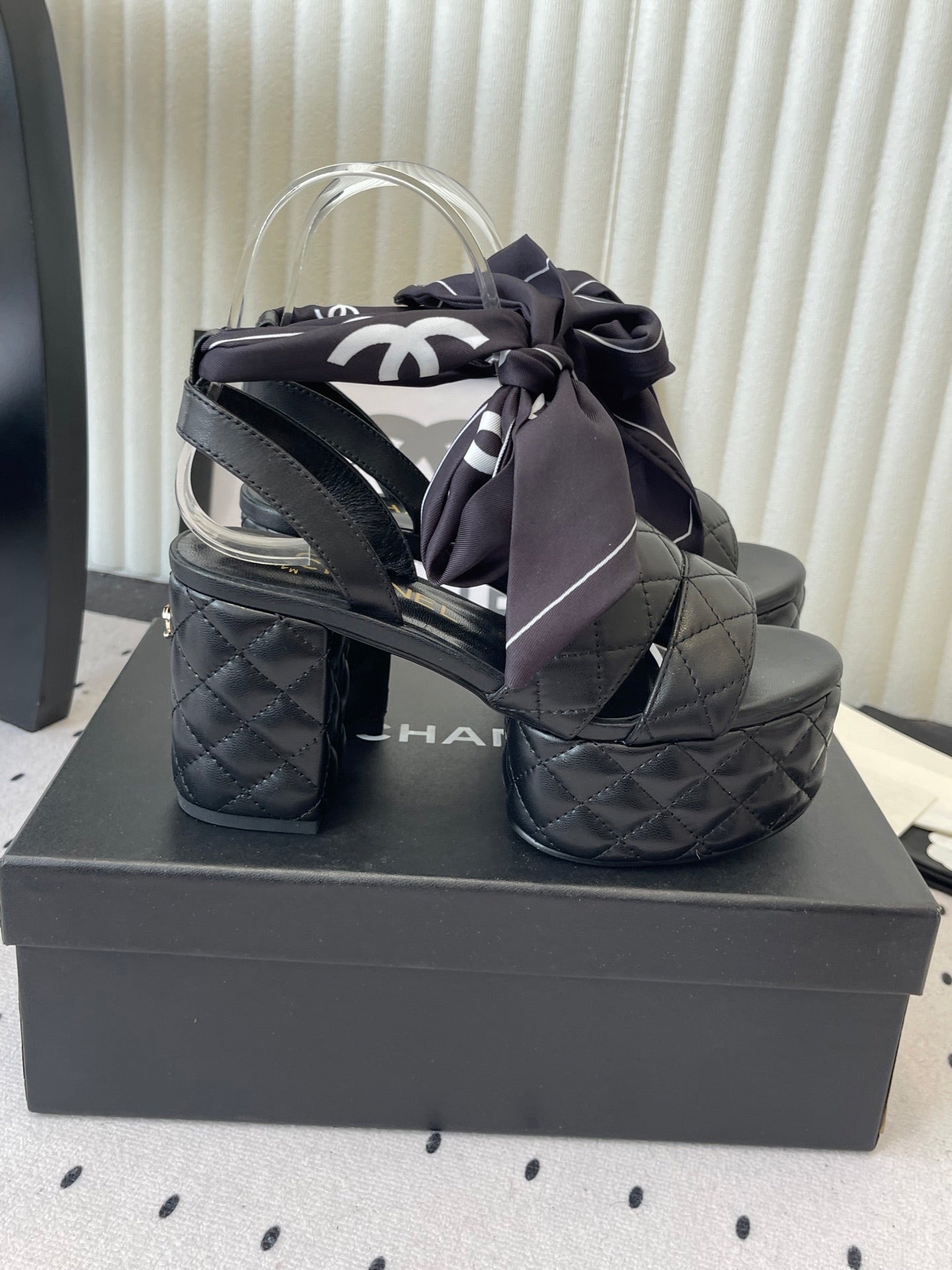 CC 26s Platform Sandals 75 Black Sheepskin 650087