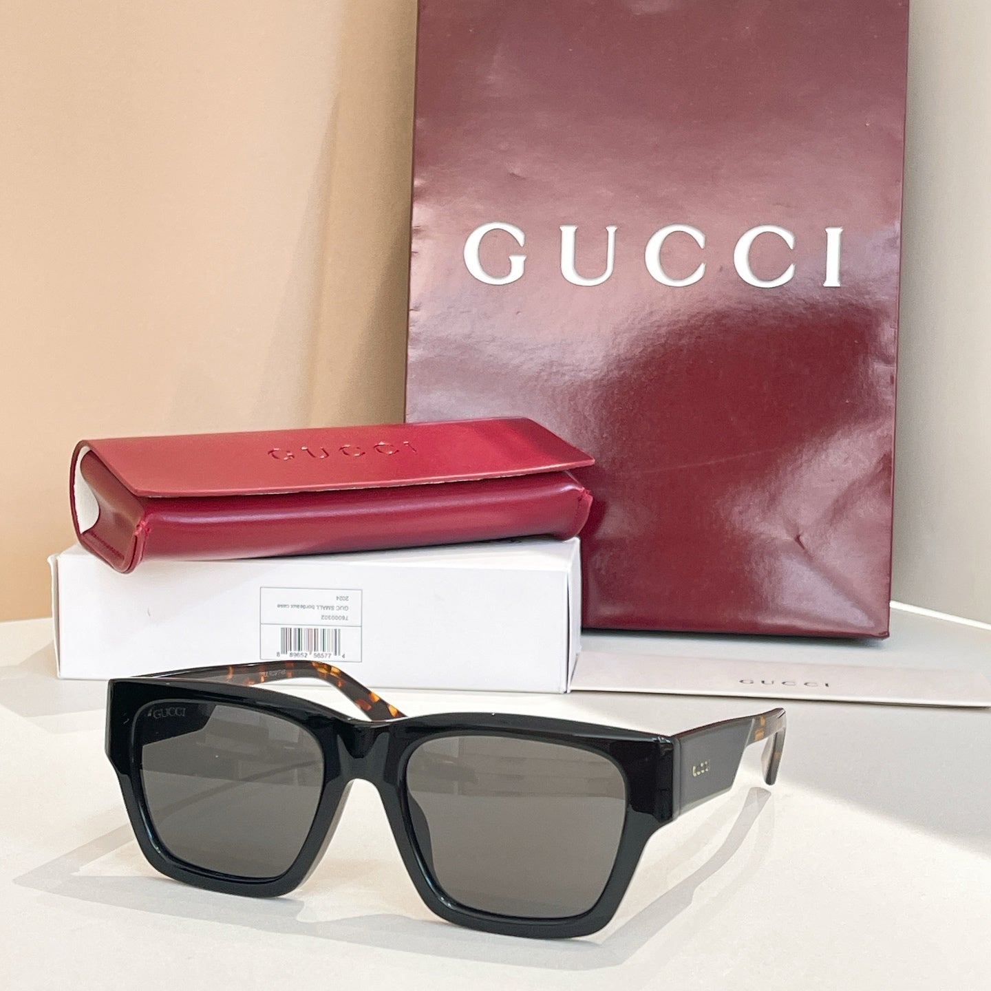 GUCCI Sunglasses-GG1668S